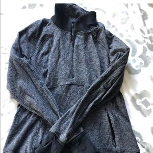 Lululemon pullover size 10